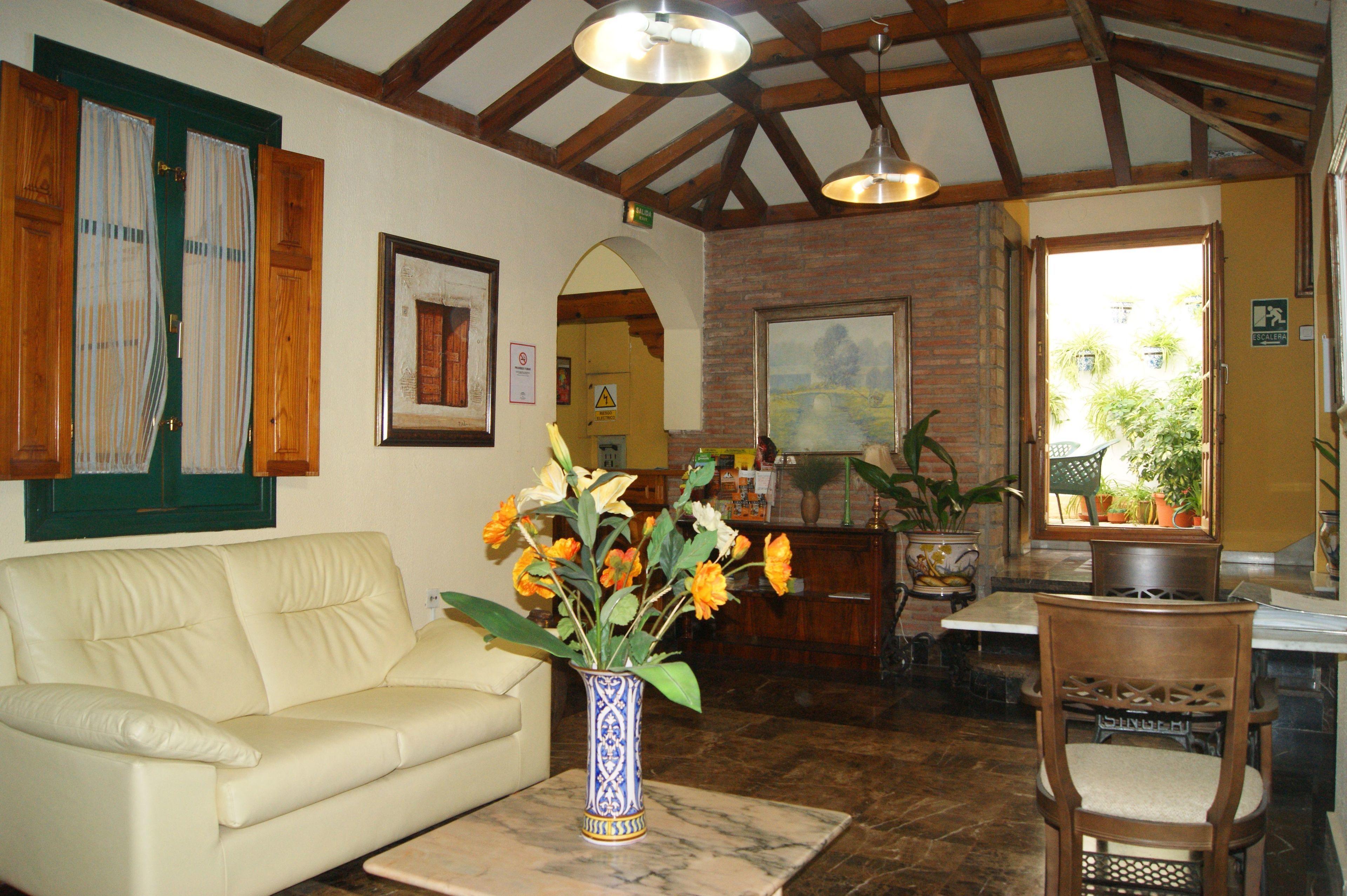 Hotel Almona — Photos 2
